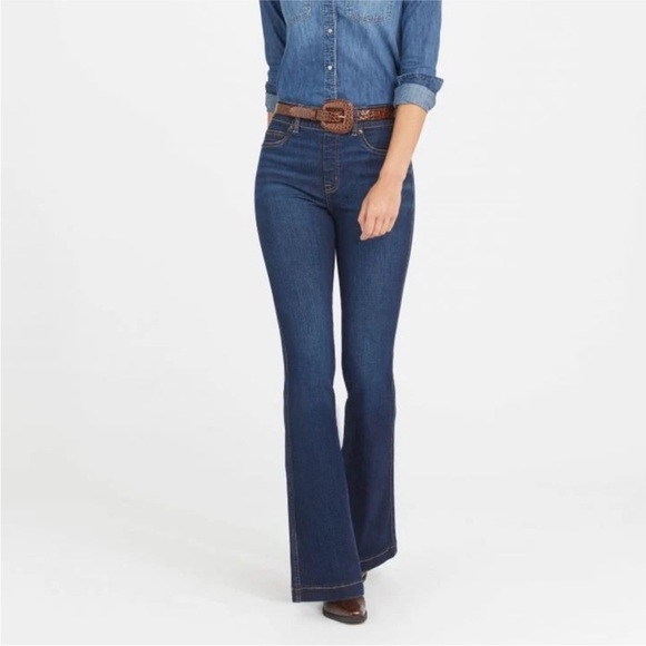 NWT Spanx Pull On Flare Jeans Midnight Shade Sz XS Petite - Picture 5 of 11